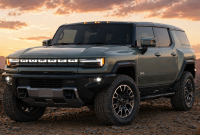 General Motors забавя електрическите SUV модели на фона на несигурно търсене